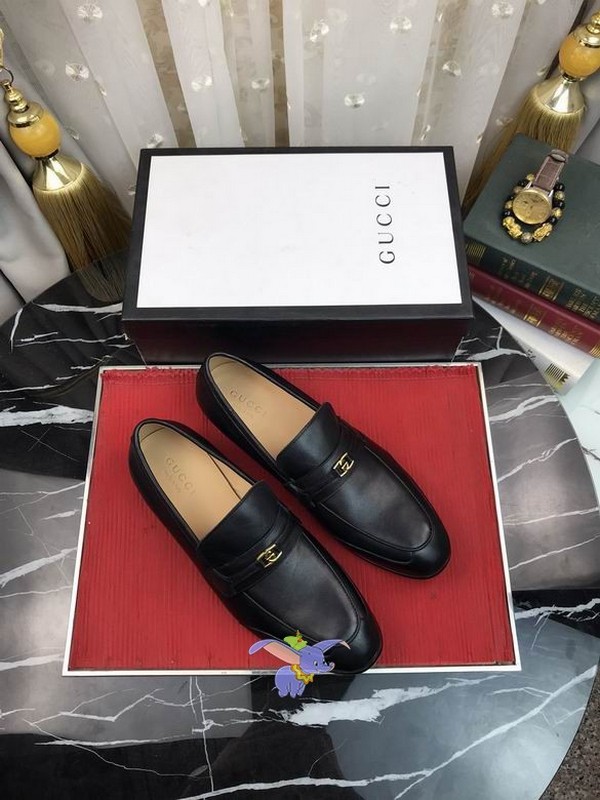 Gucci Men's Shoes 457